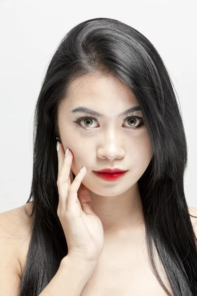 Closeup portrait of a beautiful young woman — Stock Photo, Image