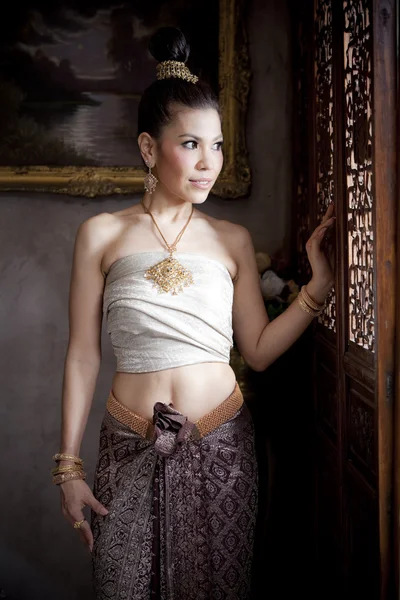 Portrait de belle femme thaïlandaise — Photo