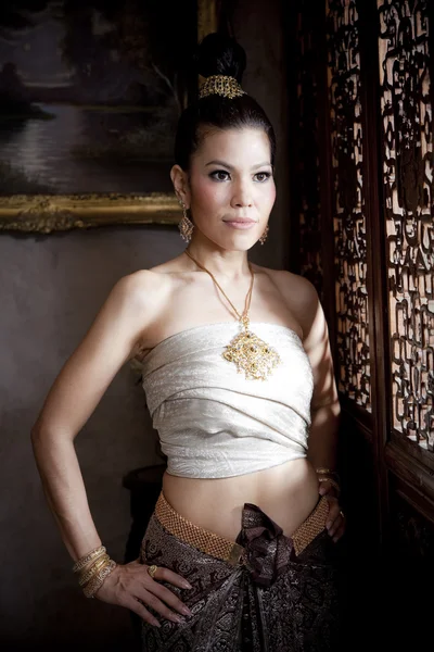 Portrait de belle femme thaïlandaise — Photo