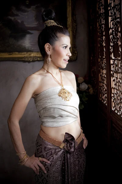 Portrait de belle femme thaïlandaise — Photo