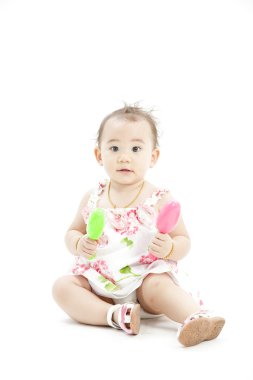 Şirin Bebek kız güzel bir elbise içinde