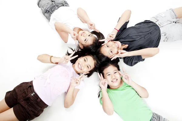 Crianças brincando no fundo branco — Fotografia de Stock