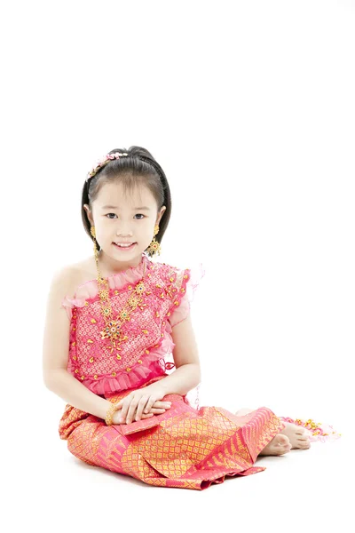 Ritratto di piccola ragazza tailandese seduta — Foto Stock