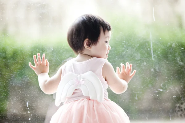 Portrait de drôle belle petite fille Images De Stock Libres De Droits