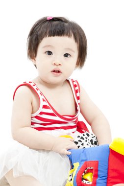 oyuncakla oynamak çocuk