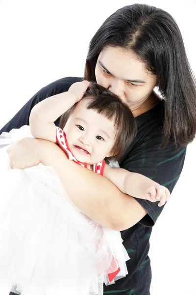 Mãe segurando doce bebê menina — Fotografia de Stock