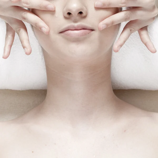 Massage du visage — Photo
