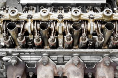 Araba motor parçaları