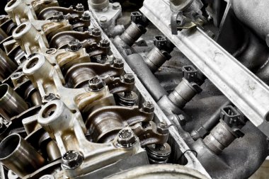 Araba motor parçaları