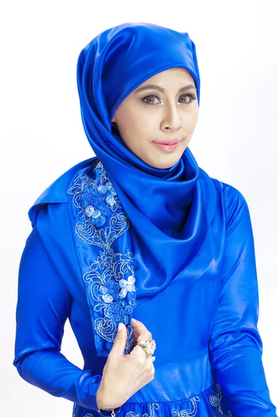 Moslimvrouw in blauwe kleren — Stockfoto