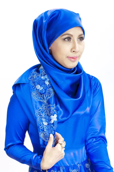 Muslim woman in blue clothes — Stock Photo, Image