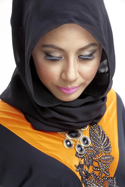 Muslim woman with headscarf — Stock Photo, Image