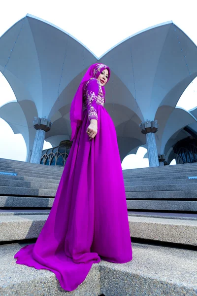 Muslim woman fashion concept — Stock Photo, Image