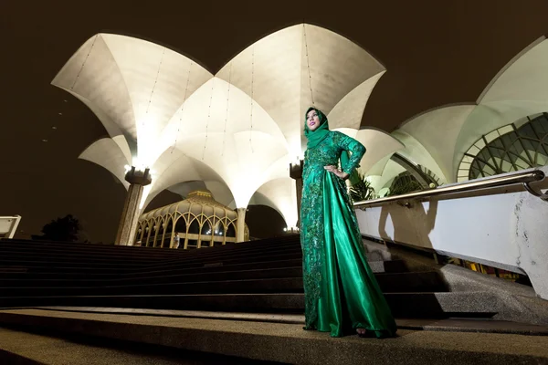 Muslim woman fashion concept — Stock Photo, Image