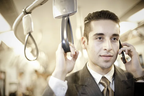 Joven hombre de negocios guapo — Foto de Stock