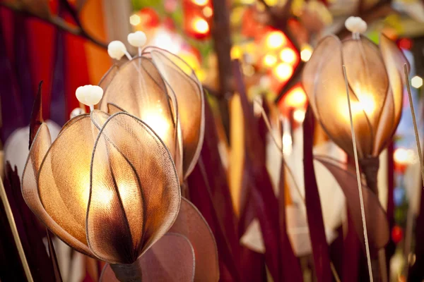 Květinové dekorace lampy — Stock fotografie