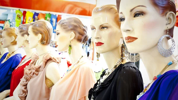 Mannequins in shop Royalty Free Stock Photos