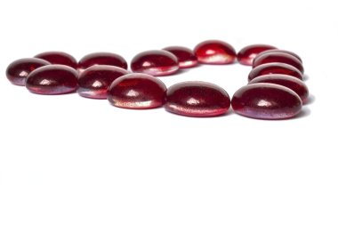 kalp cam taşlardan ortaya koydu