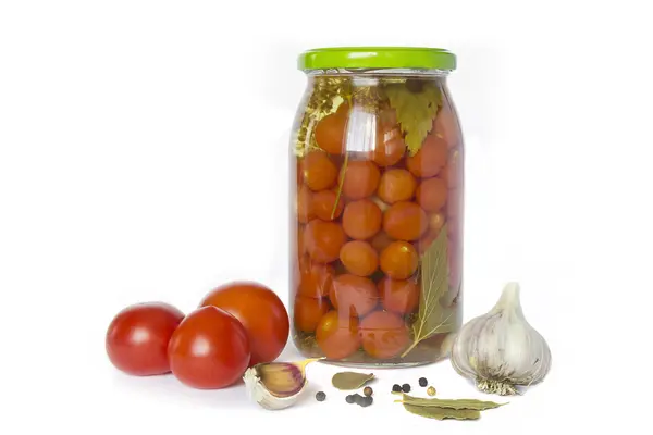 Ingeblikte cherry tomaten — Stockfoto