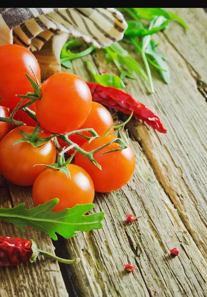 Ripe cherry tomatoes — Stock Photo, Image