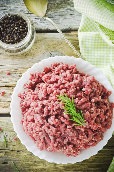 Minced meat and spices — Stock Photo, Image