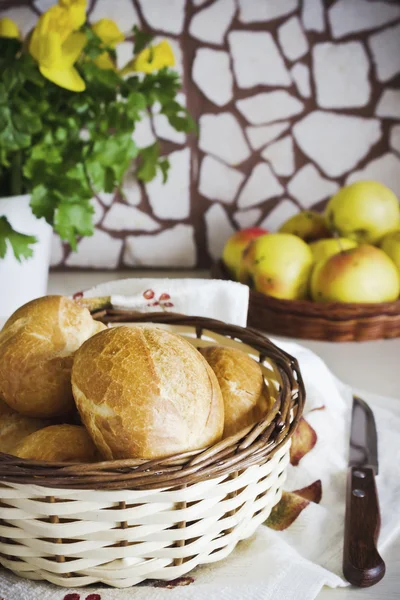 Bollos frescos con una crujiente — Foto de Stock