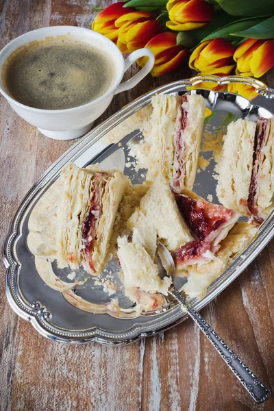 Torta con marmellata di mirtilli rossi — Foto Stock