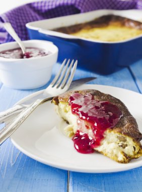 süzme peynirli güveç parça 