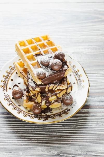 Frisch gebackene Waffeln — Stockfoto