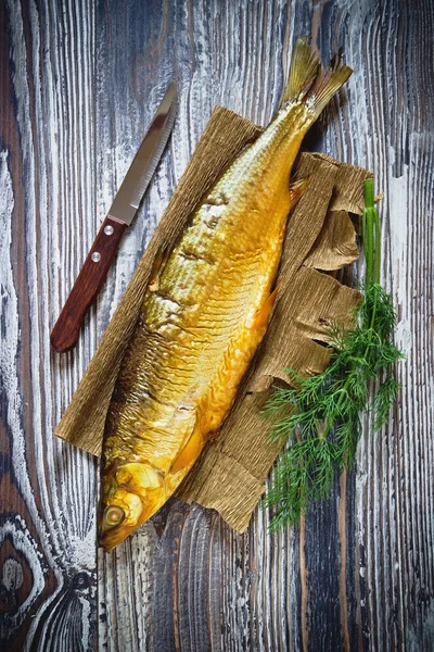 Smoked fish and dil — Stock Photo, Image