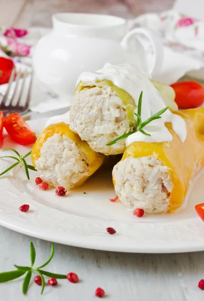 Delicioso pimentón relleno —  Fotos de Stock