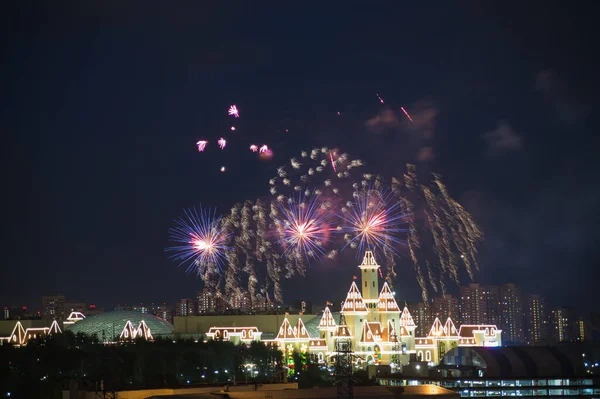 Fireworks Island Dreams Entertainment Center Moscow Show Sky City Shopping — Stock Photo, Image