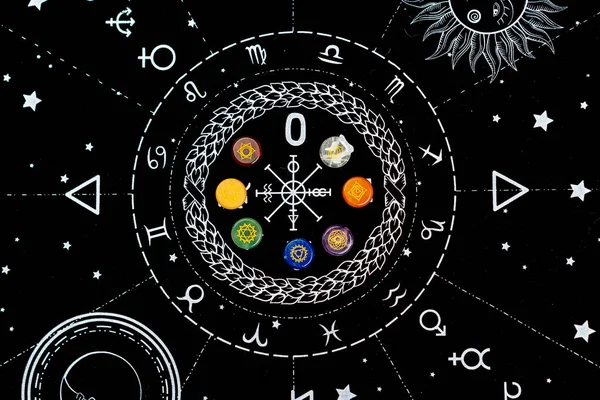 Astroloji ve izoterik konulu tasarım.