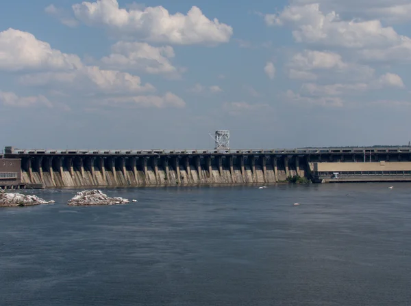 Zaporozhye dam w lecie — Zdjęcie stockowe