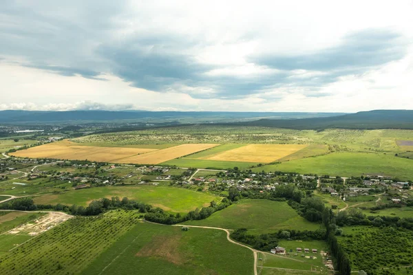 草原风景的全景 从山上俯瞰周围地区 高山从鸟瞰的角度 俄罗斯 — 图库照片
