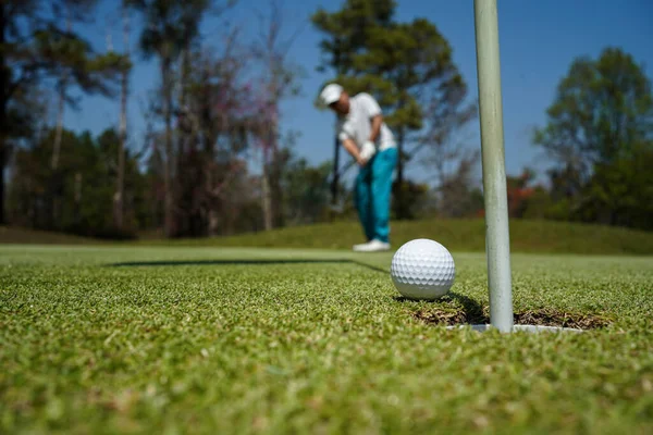 Golfer Golfen Avond Golfbaan Zonsondergang Avonds Tijd Man Die Golf — Stockfoto