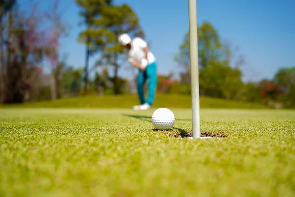 Golfeur Jouant Golf Dans Parcours Golf Soir Coucher Soleil Heure — Photo
