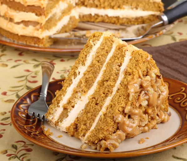 Rebanada de pastel de capa de calabaza — Foto de Stock