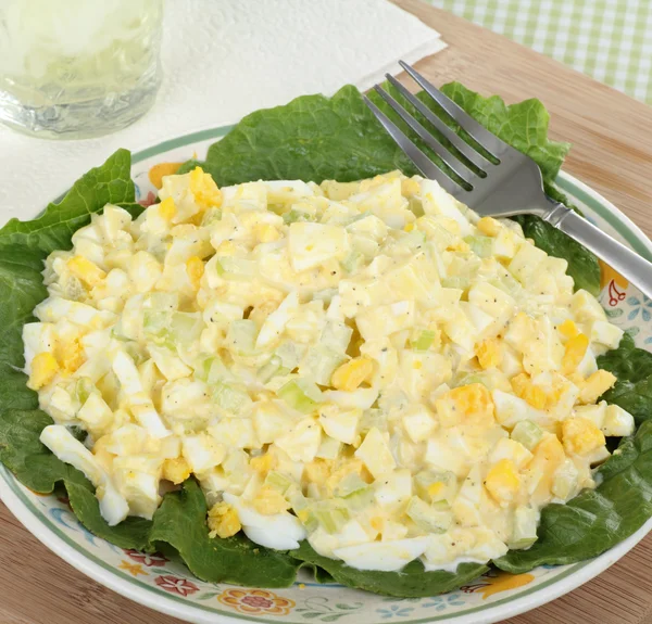 Yumurta salatası yemek — Stok fotoğraf