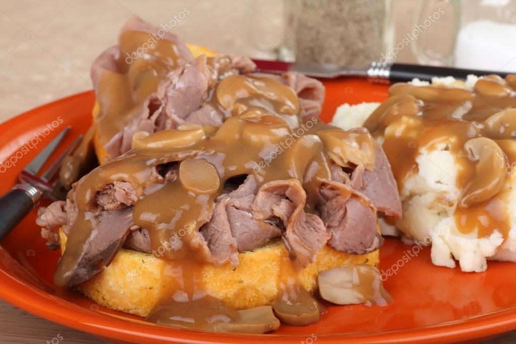 Easy Homemade Hot Roast Beef Sandwich with Mashed Potatoes and Gravy Recipe
