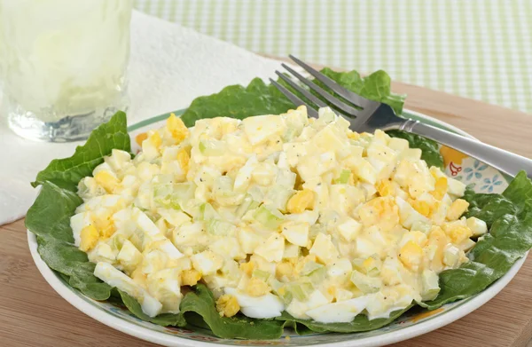 Yumurta salatası yemek — Stok fotoğraf