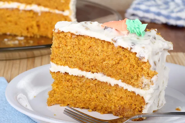 Rebanada de pastel de Carrrot —  Fotos de Stock