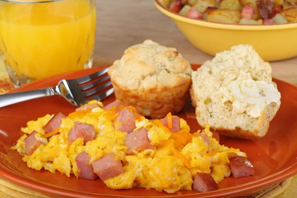 Jamón y huevo desayuno — Foto de Stock