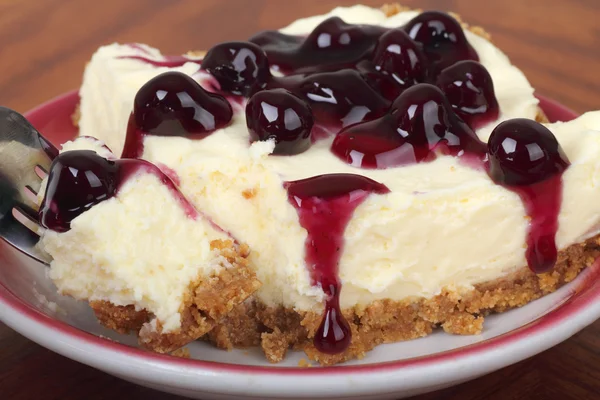 Yaban mersinli cheesecake