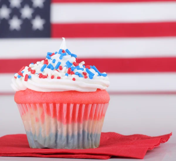 愛国心が強いカップ ケーキのクローズ アップ — ストック写真