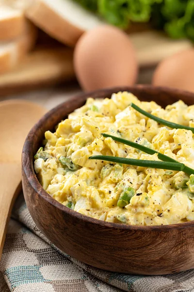 Closeup Egg Salad Wooden Bowl Eggs Bread Lettuce Background — Stock Photo, Image