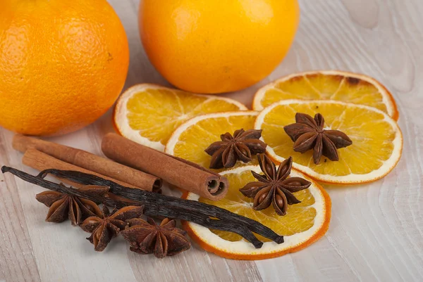 Spices and orange — Stock Photo, Image