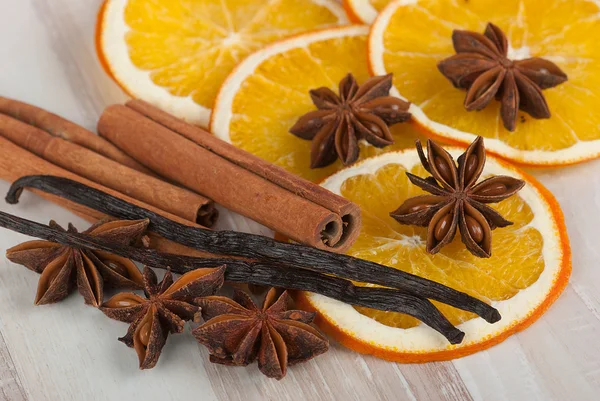 Spices and orange — Stock Photo, Image