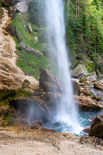 Krásný Vodopád Pericnik Juliánských Alpách Slovinsko Národní Park Triglav Royalty Free Stock Fotografie