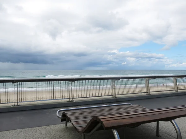 Plaj ile ahşap Bank